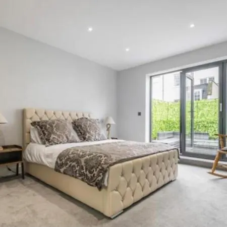 Trendy Clifton Village Mews House * Bristol